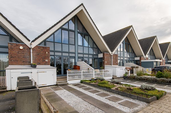 Te koop: Magnoliastraat 35, 2165CK Lisserbroek